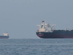 Esperti di sicurezza avvertono che i truffatori promettono un passaggio sicuro attraverso lo stretto di Hormuz