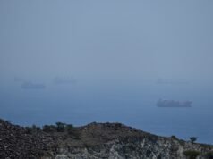 Audio della petroliera indiana sotto il fuoco iraniano a Hormuz: “Lasciatemi tornare indietro”