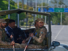 Il Pakistan mantiene il blocco di sicurezza per possibili colloqui tra Stati Uniti e Iran