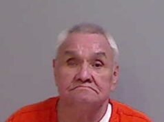 Alieno illegale malato di mente accusato di aver accoltellato la fidanzata 14 volte, le accuse vengono respinte e verrà espulso