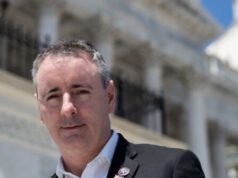 Brian Fitzpatrick afferma che lascerebbe il GOP se l’Autorità Palestinese avesse le primarie aperte