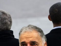 Ralph Nader esorta Bush e Obama a mettere sotto accusa Trump