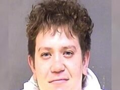 VIDEO: Giocatore di cornhole quad amputato visto sniffare da una banconota da 1 dollaro, sparare con una pistola, prima del presunto omicidio