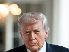 Rapporto: Trump afferma che l’abbattimento dell’F-15E sull’Iran non influenzerà i negoziati: “È guerra”