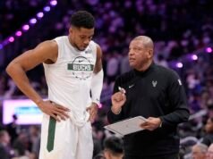 Doc Rivers prende una decisione da allenatore tra le voci commerciali di Giannis