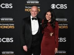 La moglie di Stephen Miller condanna il calo della natalità tra le adolescenti: “destino biologico”