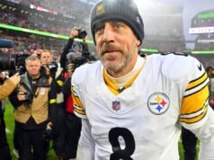 Cronologia aggiornata di Aaron Rodgers per la decisione degli Steelers – Più o meno