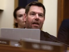 Probabilità che Eric Swalwell abbandoni prima dell’ondata primaria della California