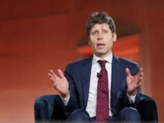 Sam Altman propone una tassa sui robot mentre l’economia americana si trasforma