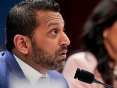 Kash Patel risponde in modo provocatorio alle nuove accuse di “comportamento irregolare”.