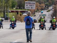 Gli americani che si identificano come repubblicani crollano