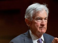 Il capo della Fed di New York, John Williams, afferma che Powell potrà rimanere presidente dopo la scadenza del mandato