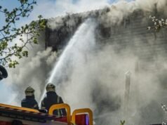 Gli attacchi russi all’Ucraina uccidono una persona e ne feriscono dozzine