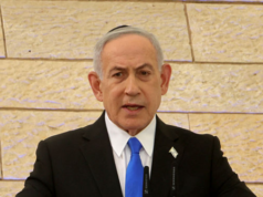 Soldato israeliano sconterà la galera per aver distrutto il crocifisso in Libano e la croce sostituita