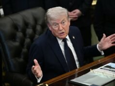 L’approvazione netta di Trump tra i Millennial e i Baby Boomer tocca nuovi minimi: sondaggio