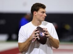 L’ex QB della NFL esorta i Raiders a far partire immediatamente Fernando Mendoza