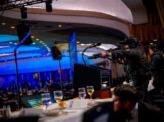 Fetterman sostiene la sala da ballo della Casa Bianca dopo la sparatoria alla cena dei corrispondenti