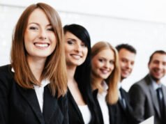 Il boom delle assunzioni nelle piccole imprese fa aumentare le buste paga private più del previsto