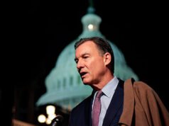 Dem pro-amnistia Il deputato Suozzi dichiara che l’America non è una nazione cristiana