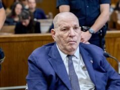 Inizia a New York il terzo processo per stupro di Harvey Weinstein