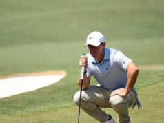 I fan fanno esplodere le telecamere della CBS per le riprese finali dei Master di Rory McIlroy scomparso