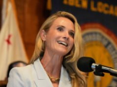 Bondi e Noem escono dimostrano che “nessuna donna è sicura” nel Trump GOP