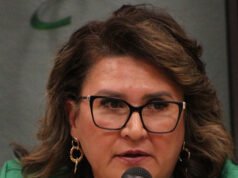 Il democratico dell’Arizona si rifiuta di rispondere alle domande sul sostegno di Swalwell, Gallego