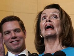 Pelosi chiede a Swalwell di abbandonare la gara a seguito delle accuse di aggressione