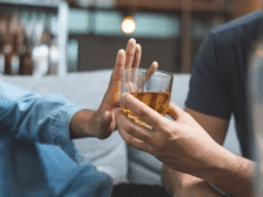 Cara Abby: la mia amica alcolizzata non rispetta i miei limiti