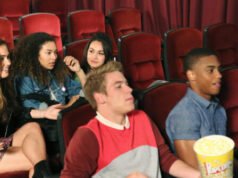 La Gen-Z sfida le previsioni e diventa lo spettatore più attivo del cinema