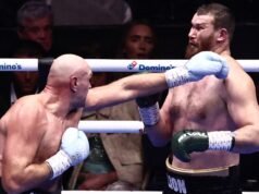 Fury batte Makhmudov nella rimonta della boxe dei pesi massimi, poi chiama Joshua