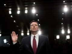 L’ex direttore dell’FBI Comey nuovamente incriminato dal Dipartimento di Giustizia americano