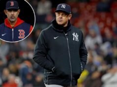 Aaron Boone degli Yankees ha avuto “una bella chiacchierata” con Alex Cora dopo il licenziamento dei Red Sox