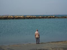 Le scorte di petrolio dell’Iran sono quasi piene e sarà necessario tagliare la produzione?