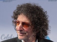 Howard Stern citato in giudizio da un ex dipendente, afferma di aver creato un ambiente di lavoro ostile