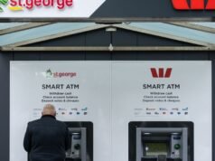 Lo shock energetico fa precipitare la fiducia dei consumatori ai minimi prossimi al Covid