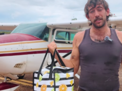 Tom ha comprato un aereo per raggiungere il supermercato più vicino