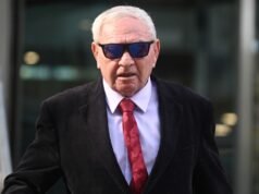 Barry Cable è stato dichiarato non colpevole di aver abusato sessualmente di una bambina di otto anni mentre la moglie dormiva