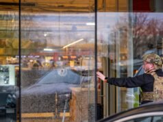 Una sparatoria di massa nella capitale ucraina provoca sei morti