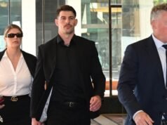 L’ex star della NRL Curtis Scott è stato autorizzato a combattere in un incontro a mani nude dopo l’accusa di aggressione