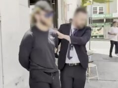 I neonazisti fanno schifo durante le docce della prigione, il tempo in cella