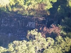 Due bambini scomparsi dopo l’incendio in una casa dell’orrore