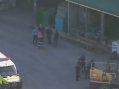 Un uomo del Queensland è morto in un incidente sul lavoro che ha coinvolto un carrello elevatore