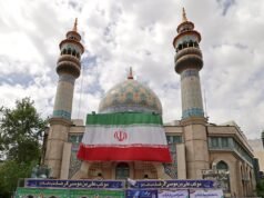 L’Iran avrebbe sparato su tre navi nello Stretto di Hormuz