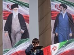 L’Iran sollecita catene umane giovanili presso stabilimenti e ponti mentre la scadenza di Trump si avvicina