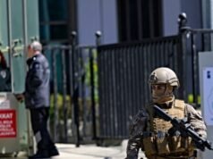 Tre morti dopo che uomini armati hanno aperto il fuoco vicino al consolato israeliano a Istanbul