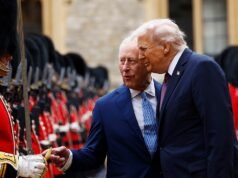 Riuscirà Re Carlo a salvare la “relazione speciale” sempre in frattura dopo la rabbia di Trump nei confronti di Starmer per la guerra con l’Iran?