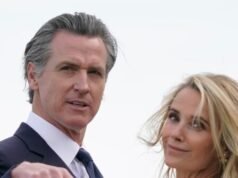 La moglie di Newsom regala bambole ai suoi ragazzi e storie della buonanotte con scambio di genere