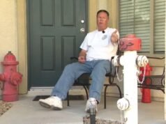 Il veterano di Las Vegas si respinge dopo che, secondo quanto riferito, l’HOA ha preso di mira l’esposizione degli idranti nel cortile anteriore: “L’ultima goccia”