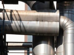 Trump impone e rafforza le tariffe nel primo anniversario della Giornata della Liberazione